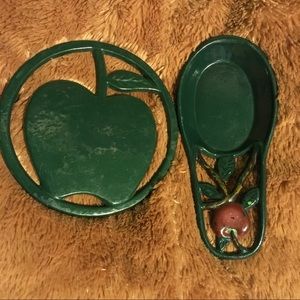 Cast Iron Trivet with Enamel Coat